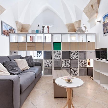 Mesagnesi 6 - Loft Centro Storico Sit Διαμέρισμα Λέτσε Εξωτερικό φωτογραφία